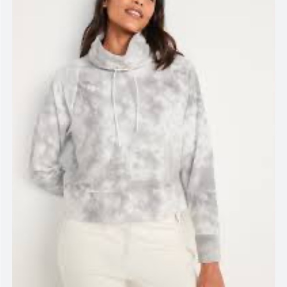 Old Navy Sweaters - Super soft, fleece, cowl neck, cropped sweatshirt. Grey and white. Size XXL